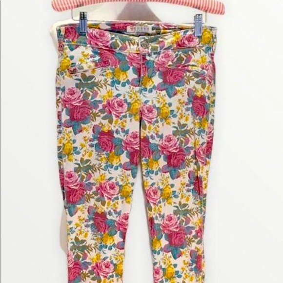 GUESS Floral Crop Skinny Jeans - Picture 8 of 8